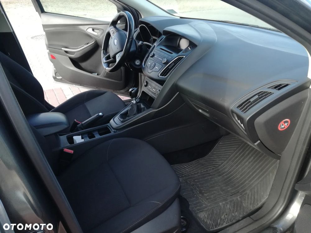 Ford Focus 1.0 EcoBoost Trend - 14