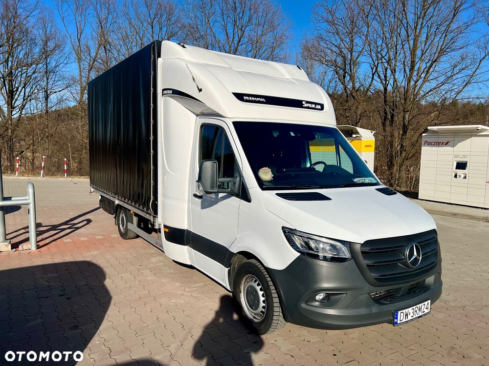 Mercedes-Benz Sprinter - 2