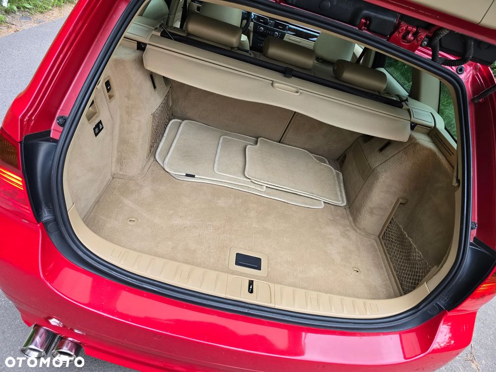 BMW Seria 3 325i - 5