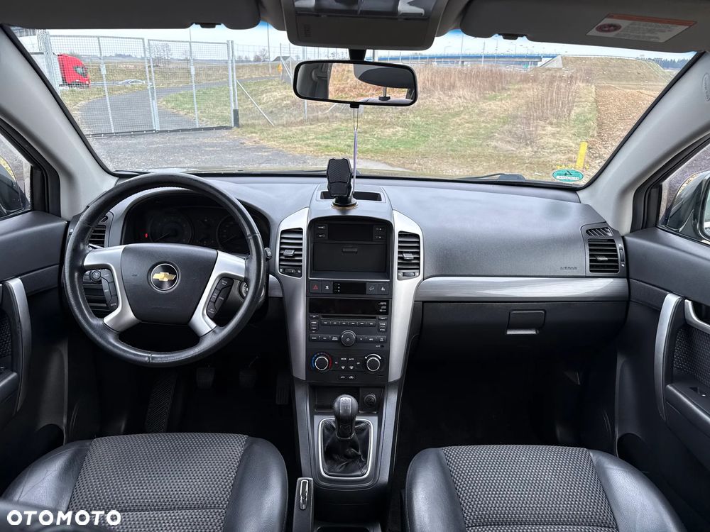 Chevrolet Captiva 2.4 2WD 7 Sitzer LS - 16