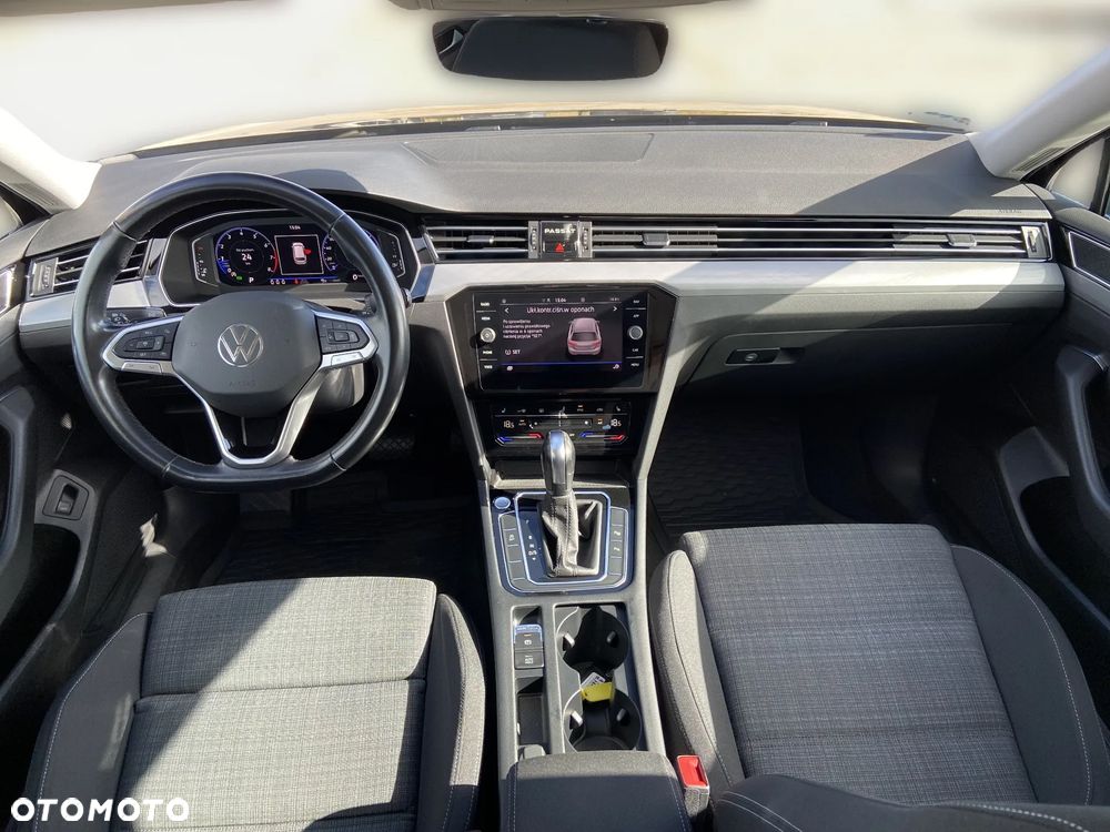 Volkswagen Passat 2.0 TSI Business DSG - 8