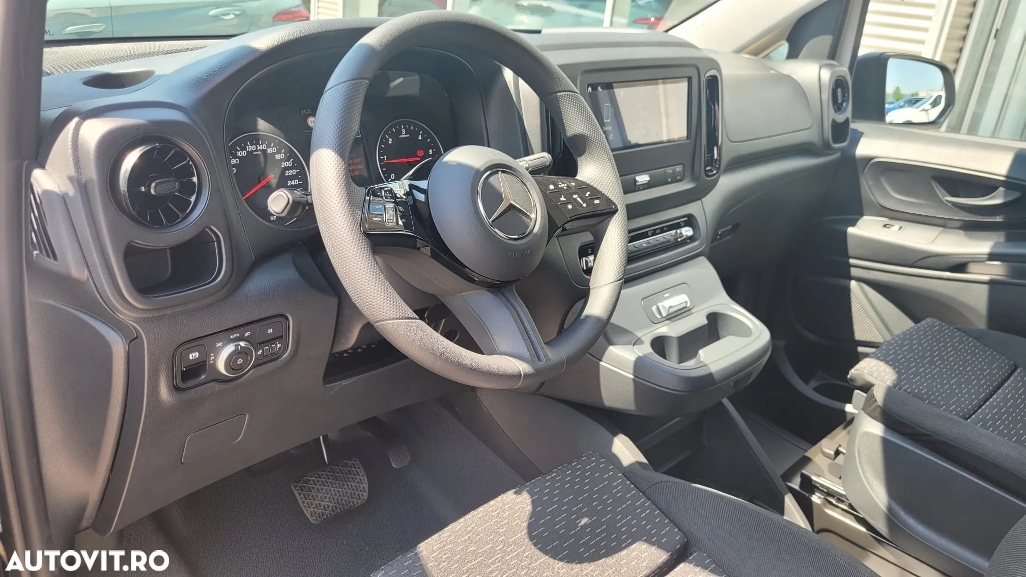 Mercedes-Benz Vito Tourer Extra-Lung 114 CDI 136CP RWD 9AT Pro - 12