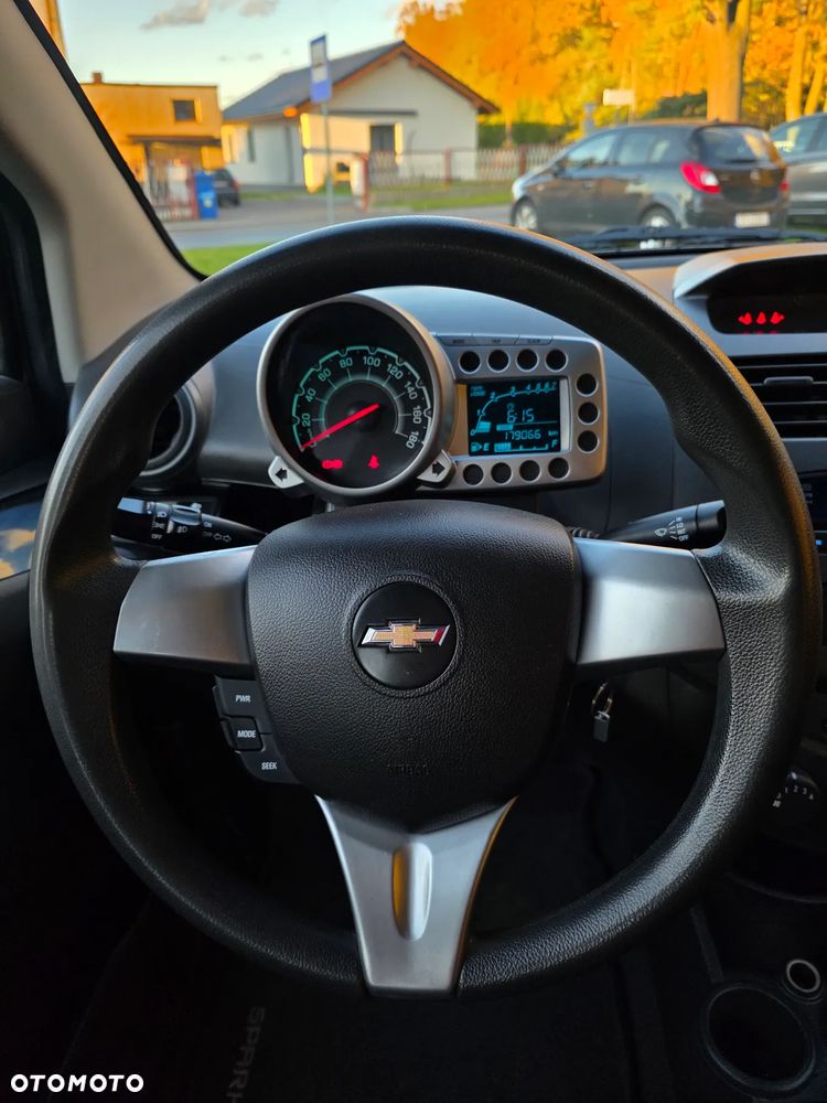 Chevrolet Spark 1.2 LS+ - 9