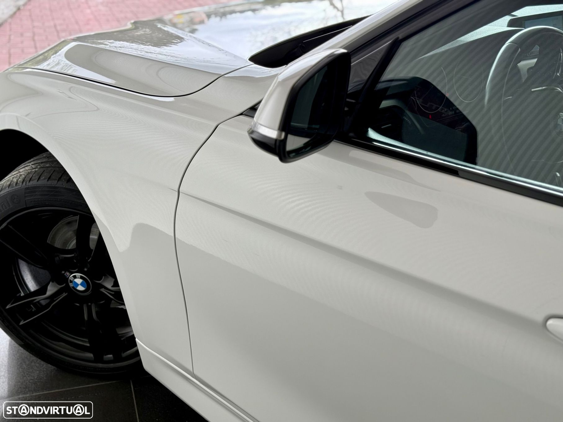 BMW 318 d Touring xDrive Pack M - 14