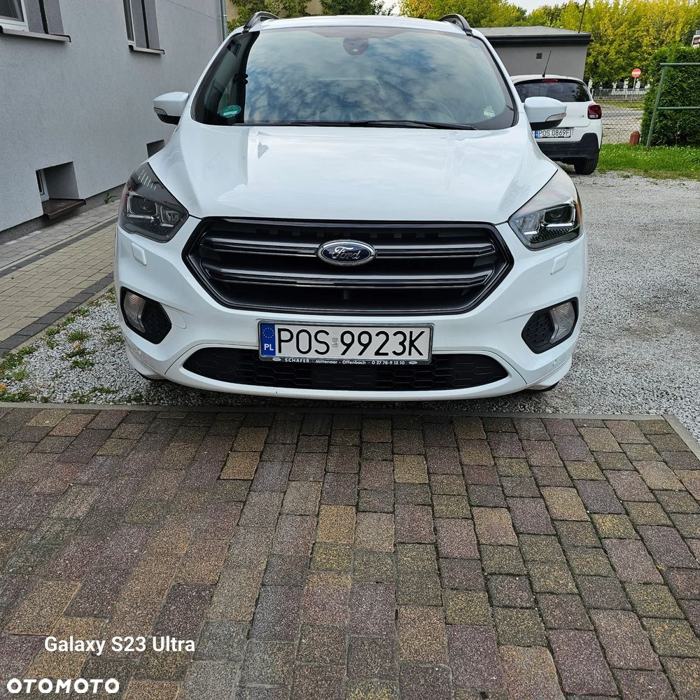 Ford Kuga 1.5 EcoBoost 4x4 ST-Line - 4
