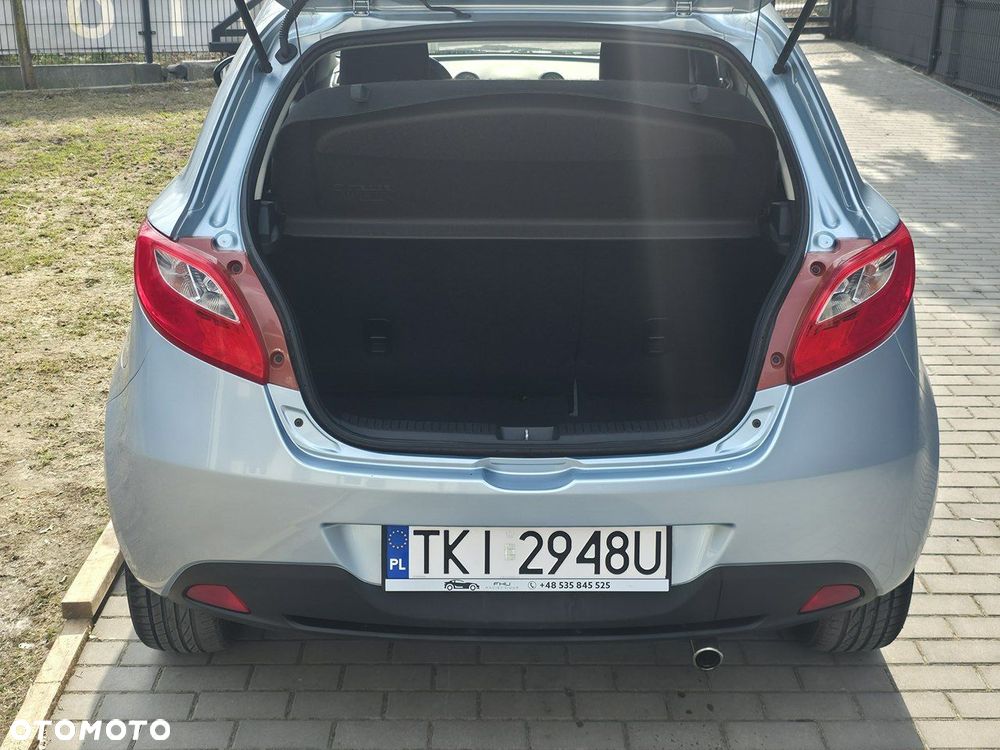 Mazda 2 - 6
