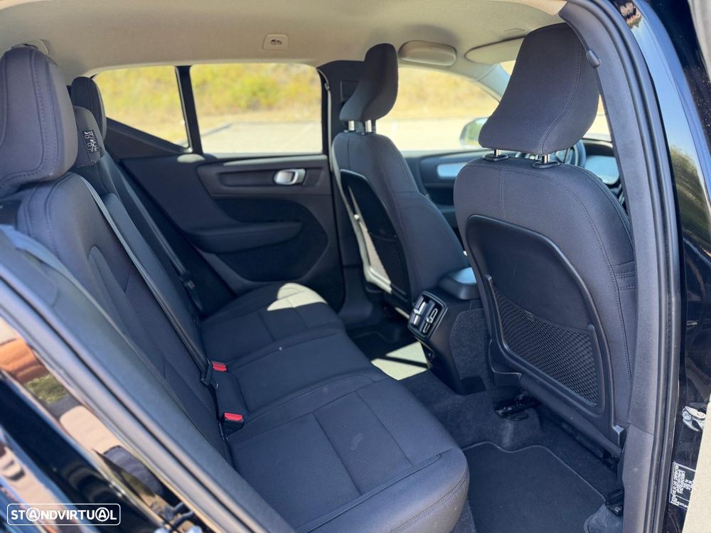 Volvo C40 - 12