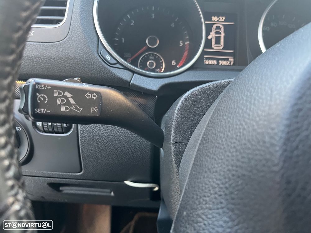 VW Golf 1.6 TDi Edition DSG - 12