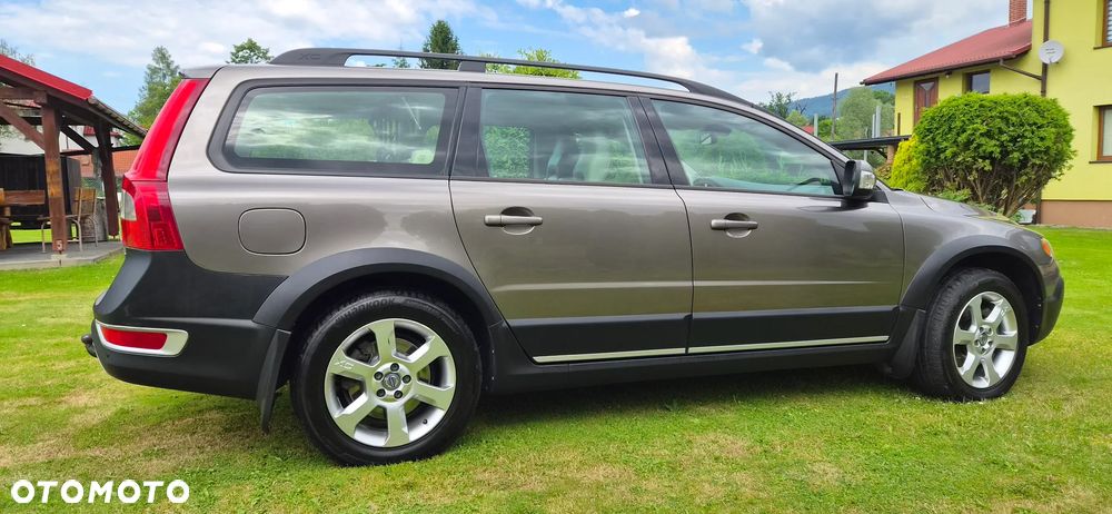 Volvo XC 70 D5 AWD Summum - 4