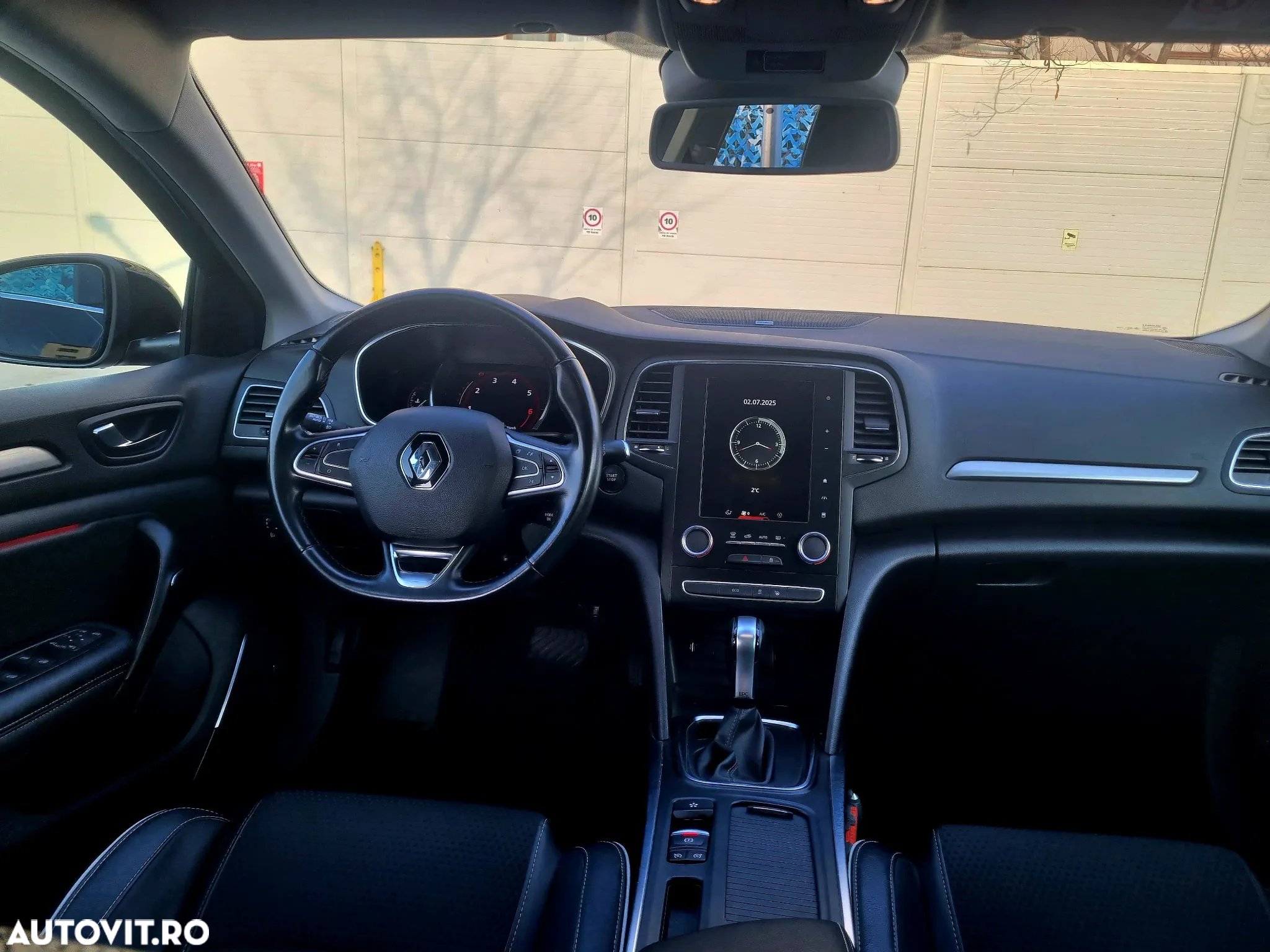 Renault Megane ENERGY TCe 140 EDC BOSE EDITION - 6