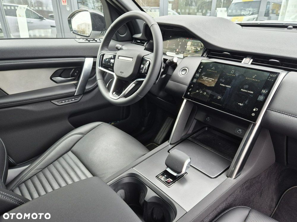 Land Rover Discovery Sport - 28