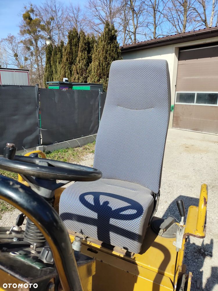 Caterpillar CB-114 - 11