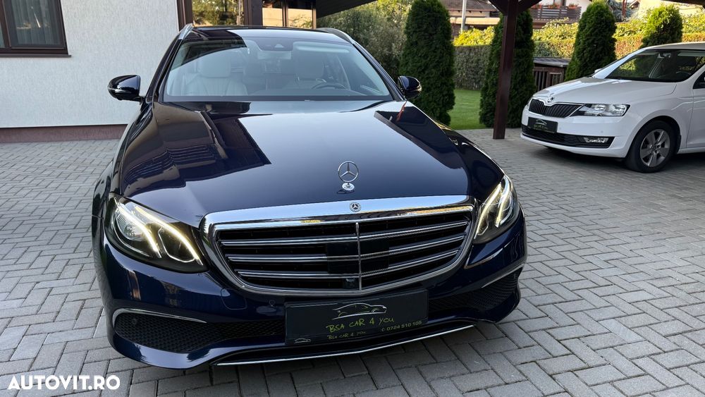 Mercedes-Benz E 220 d 4Matic T 9G-TRONIC Avantgarde - 25