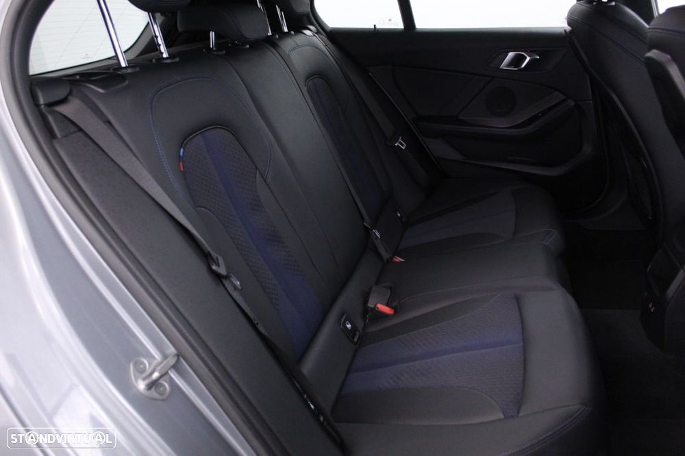 BMW 116 d Pack Desportivo M Auto - 15