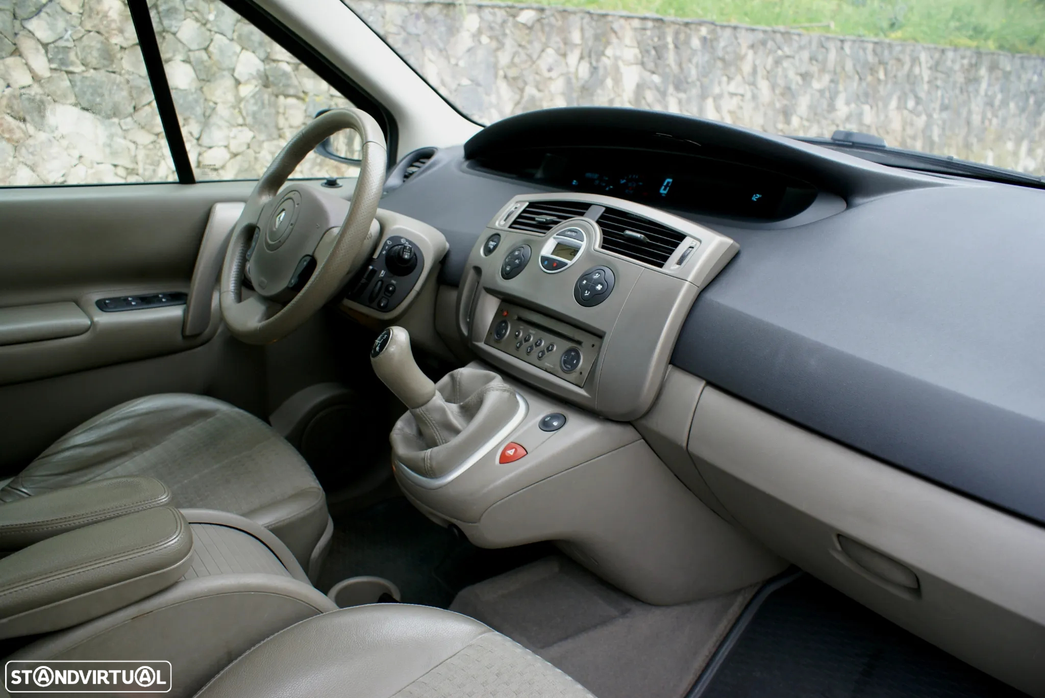 Renault Scénic 1.5 dCi Confort Privilége - 16
