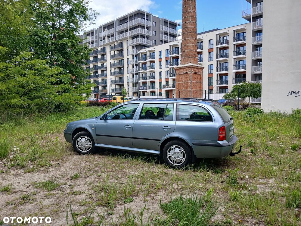 Skoda Octavia 2.0 Ambiente - 6