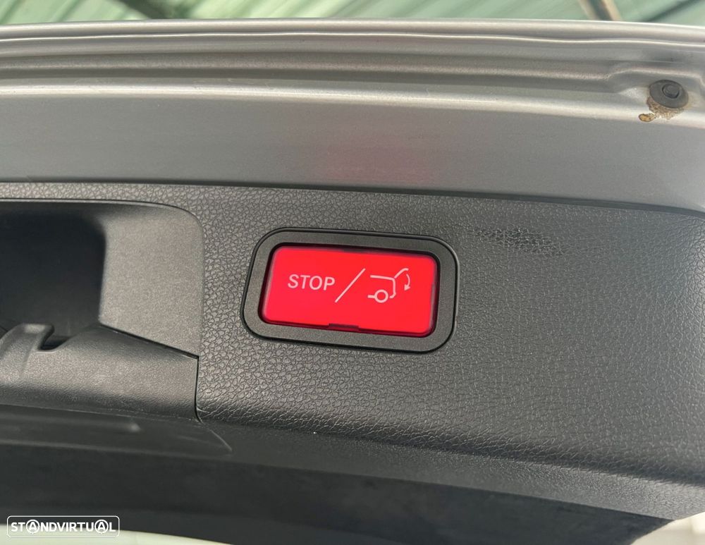 Mercedes-Benz E 220 d AMG Line - 20
