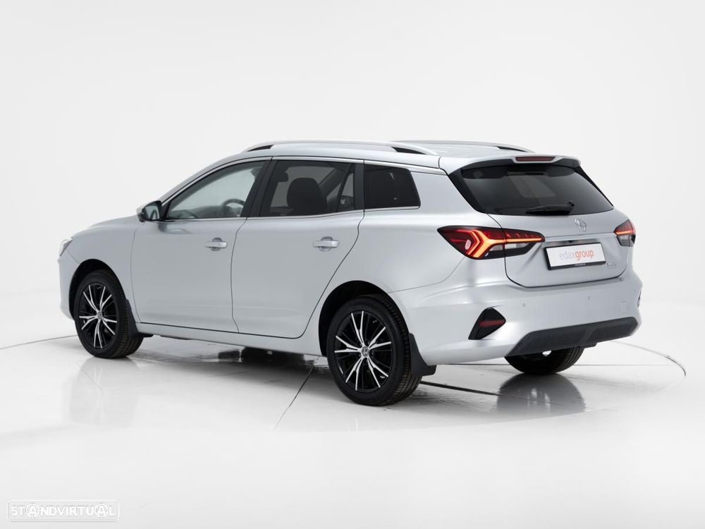 MG MG5 61 kWh Luxury - 4