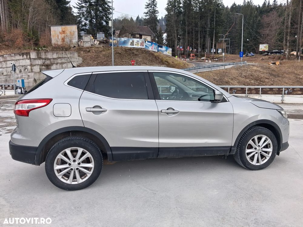 Nissan Qashqai 1.6L dCi Start/Stop 4X4-i N-Connecta - 7