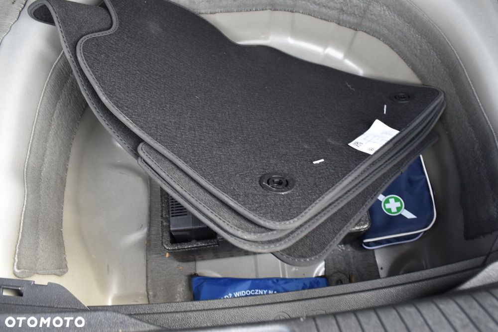 Volkswagen Taigo 1.0 TSI Life - 37
