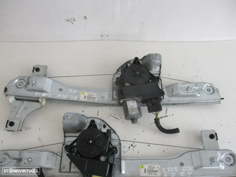 Elevador vidro frente Peugeot 208 2012 - 3