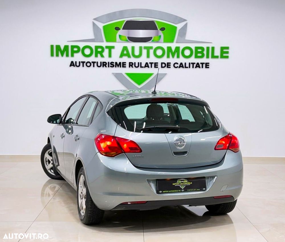 Opel Astra 1.6 Enjoy - 15