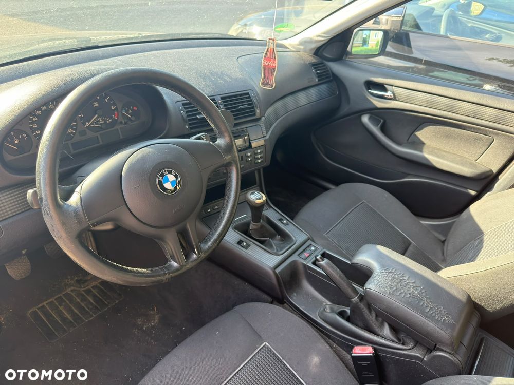 BMW Seria 3 316i - 12