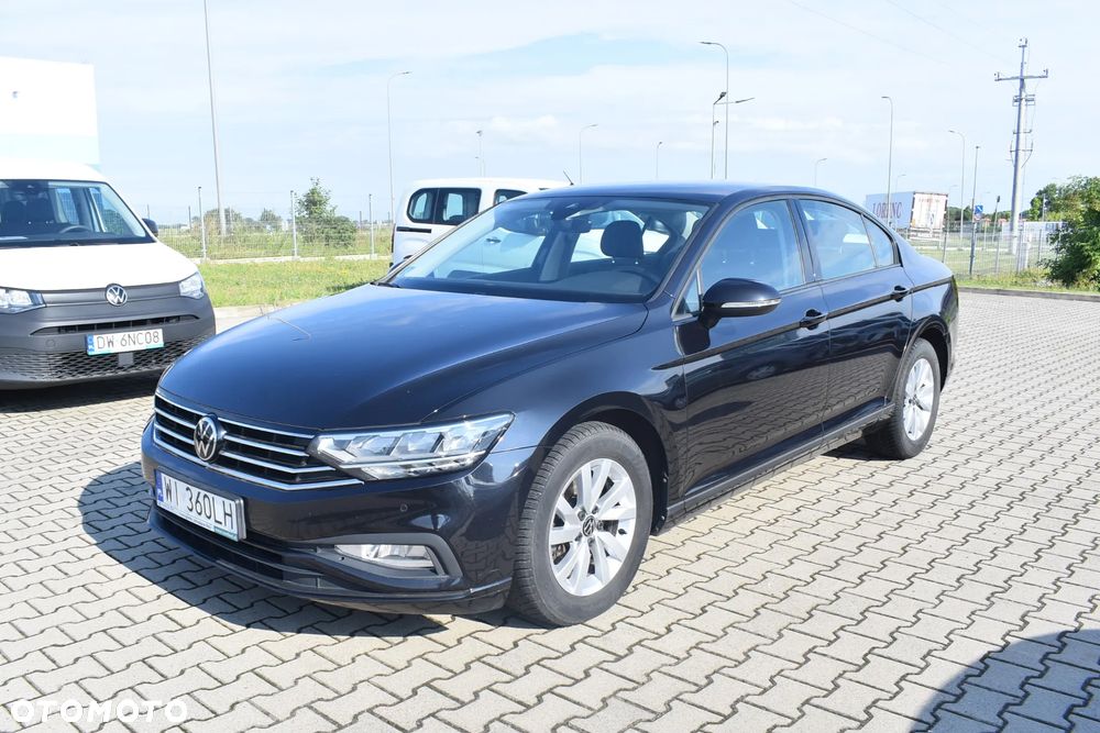 Volkswagen Passat 2.0 TDI EVO Essence DSG - 3