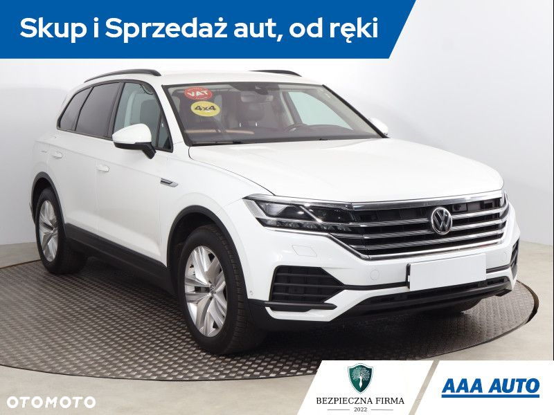 Volkswagen Touareg - 2