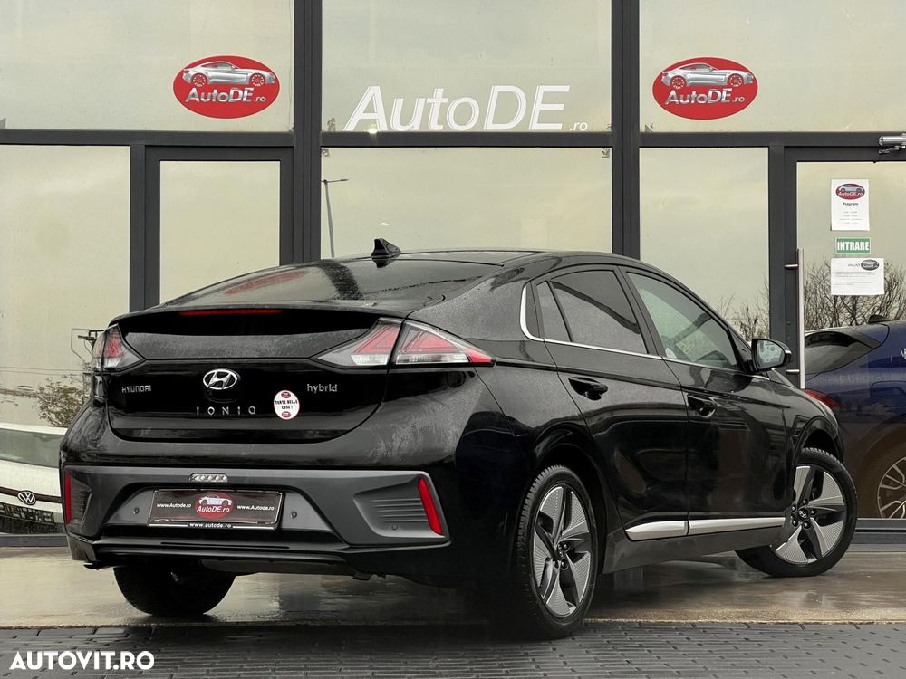 Hyundai IONIQ - 4