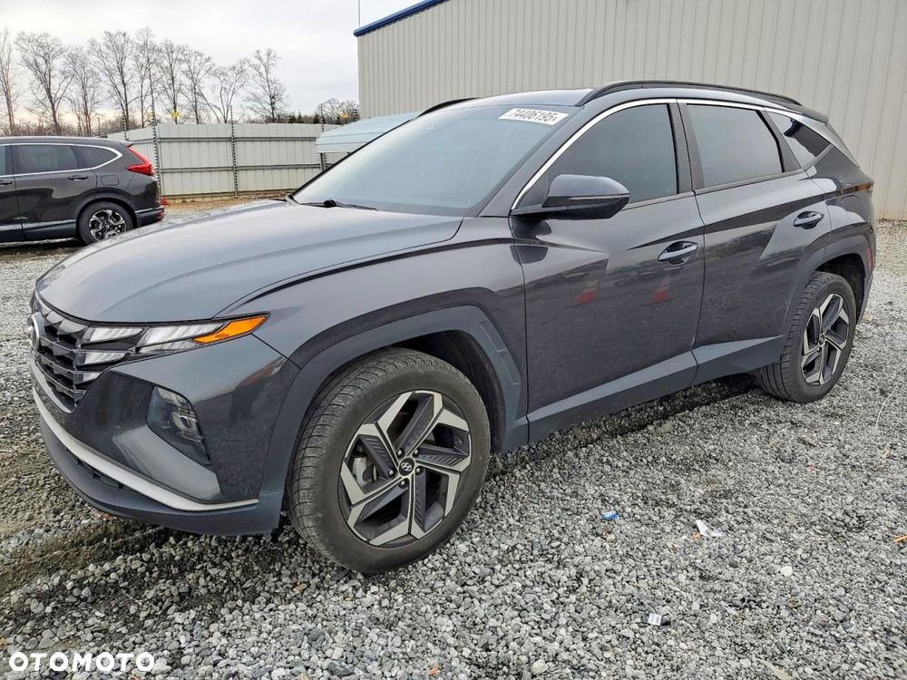 Hyundai Tucson - 2