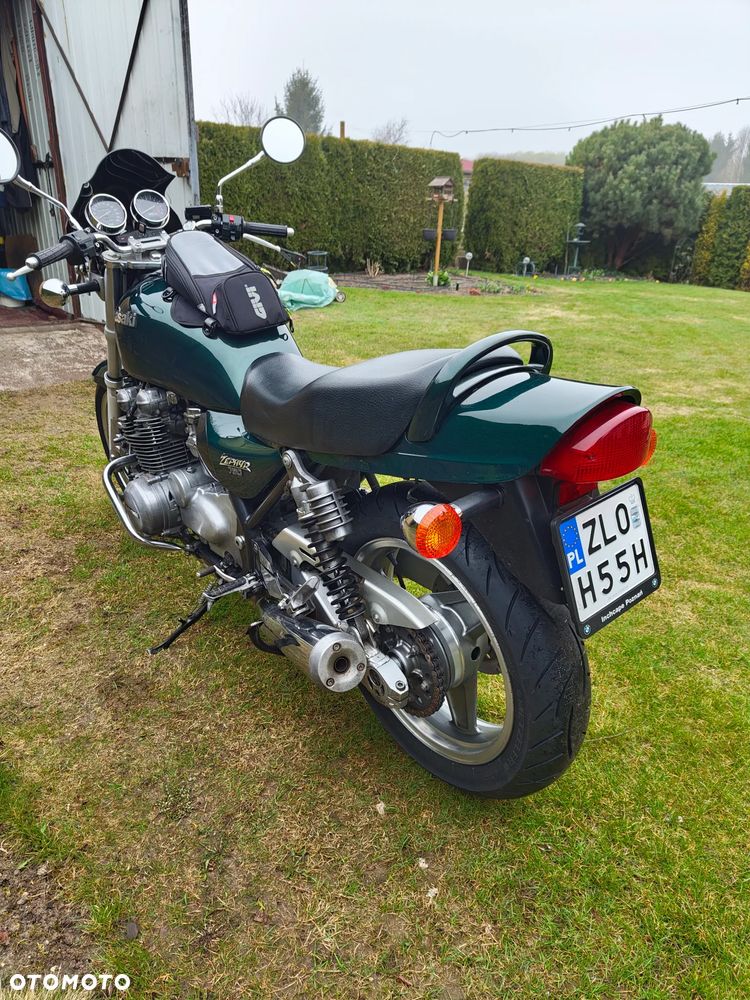 Kawasaki Zephyr - 4