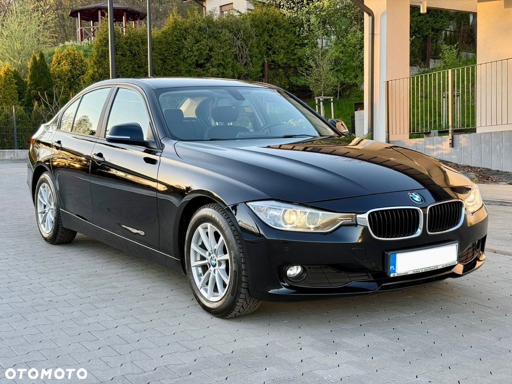 BMW Seria 3 316d - 11