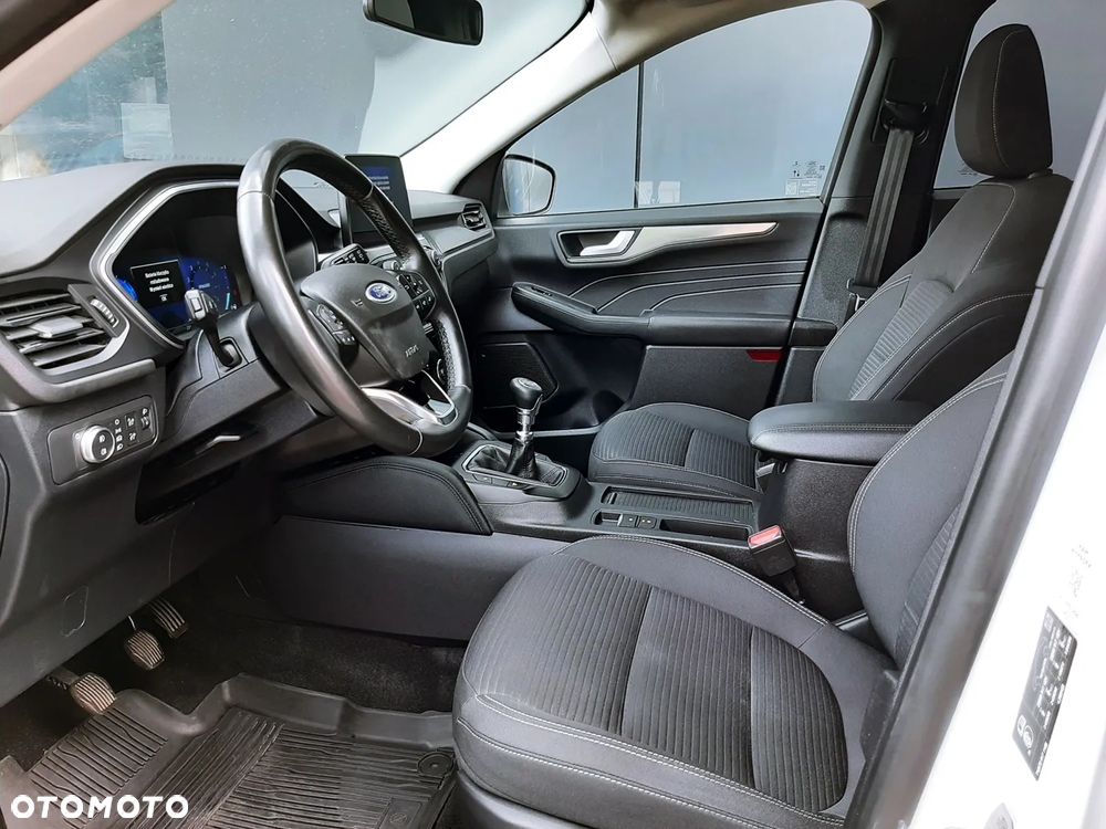 Ford Kuga 1.5 EcoBoost FWD Titanium - 26