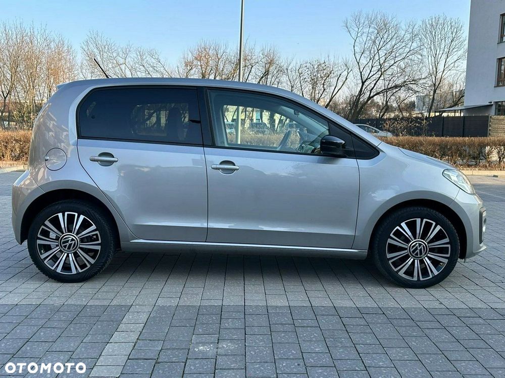 Volkswagen up! 1.0 Black Style - 6