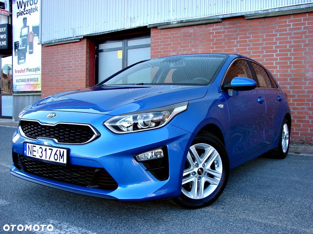 Kia Ceed - 9