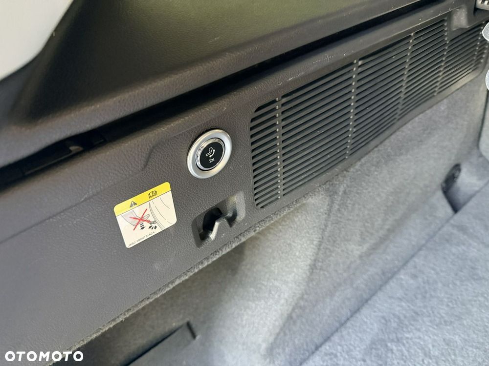 Ford Mondeo - 37