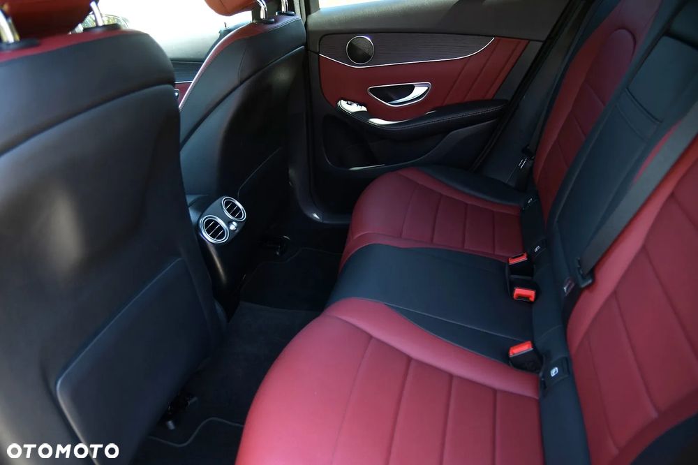 Mercedes-Benz GLC 220 d 4Matic 9G-TRONIC - 21