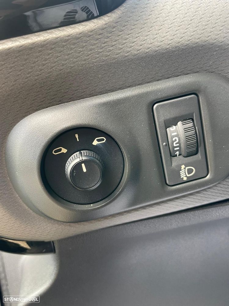 Citroën C4 Cactus BlueHDi 100 Stop&Start Shine Edition - 13