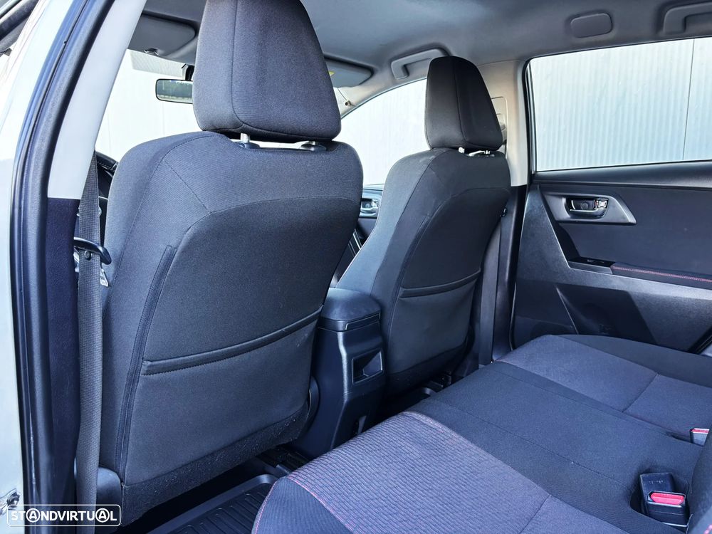 Toyota Auris Touring Sports 1.4 D-4D Com+P.Sport - 16