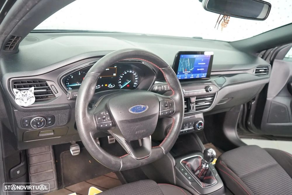 Ford Focus 1.5 TDCi EcoBlue ST-Line - 15