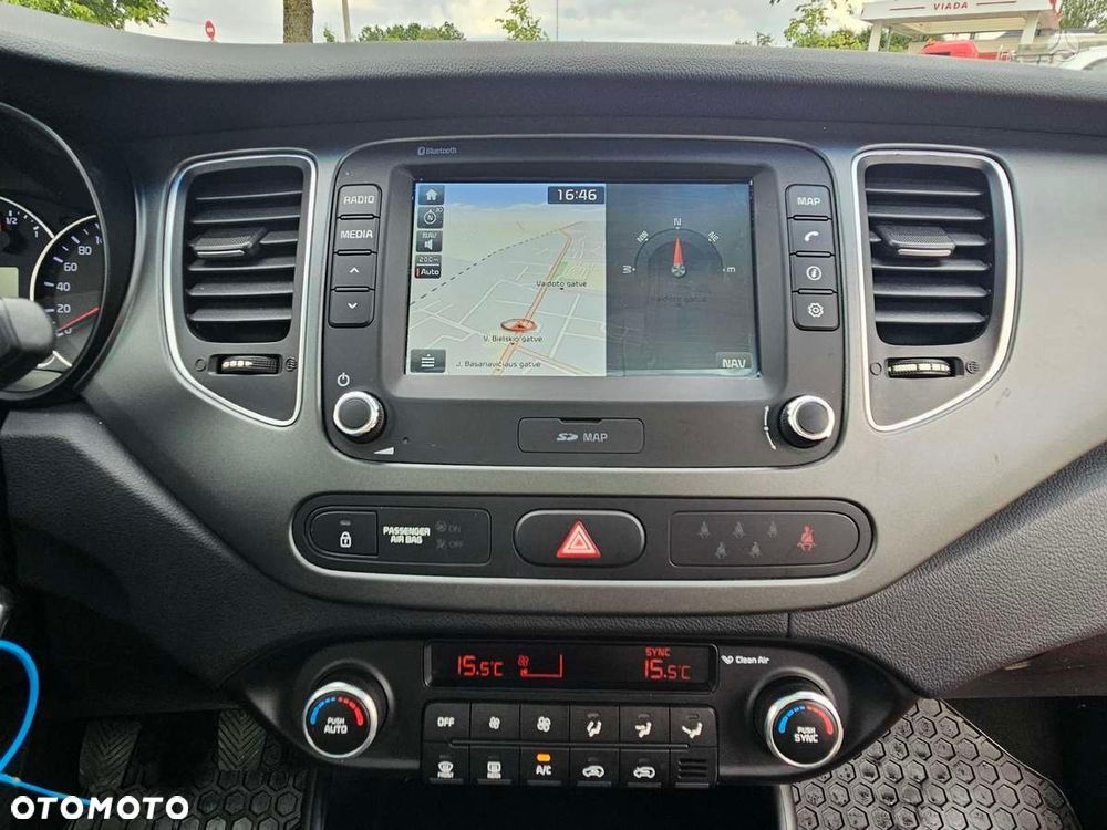 Kia Carens 1.7 CRDi 115 Dream-Team Edition - 31