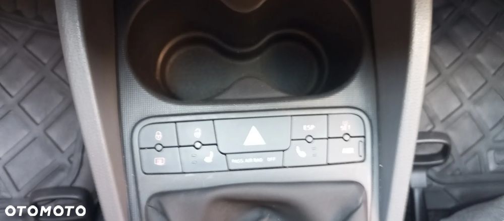 Seat Ibiza 1.6 16V Comfort Edition - 19