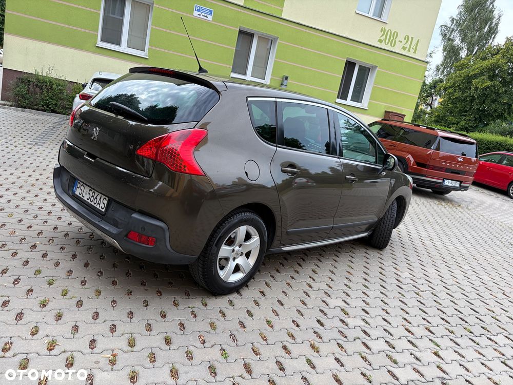 Peugeot 3008 1.6 HDi Premium - 9