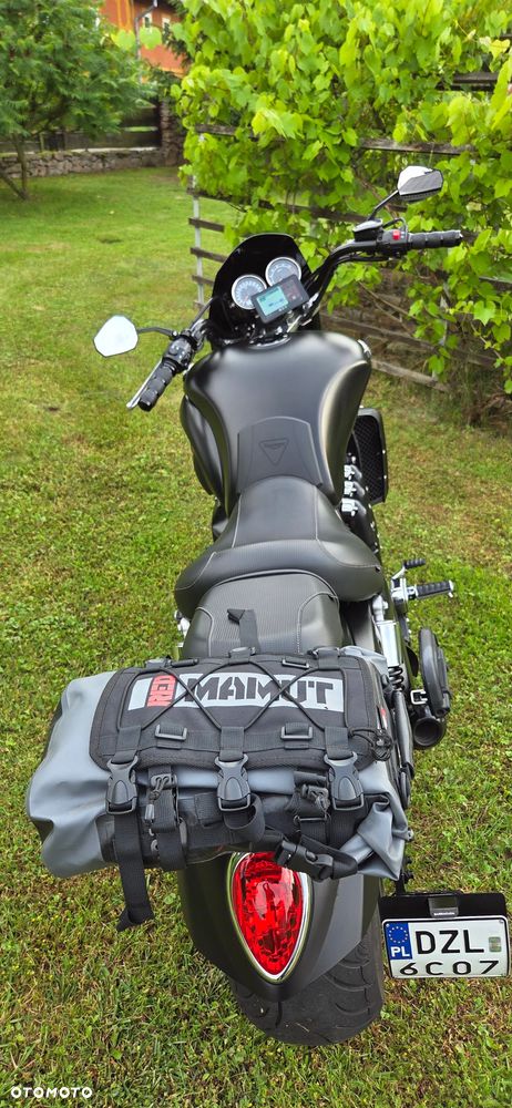 Triumph Rocket - 7