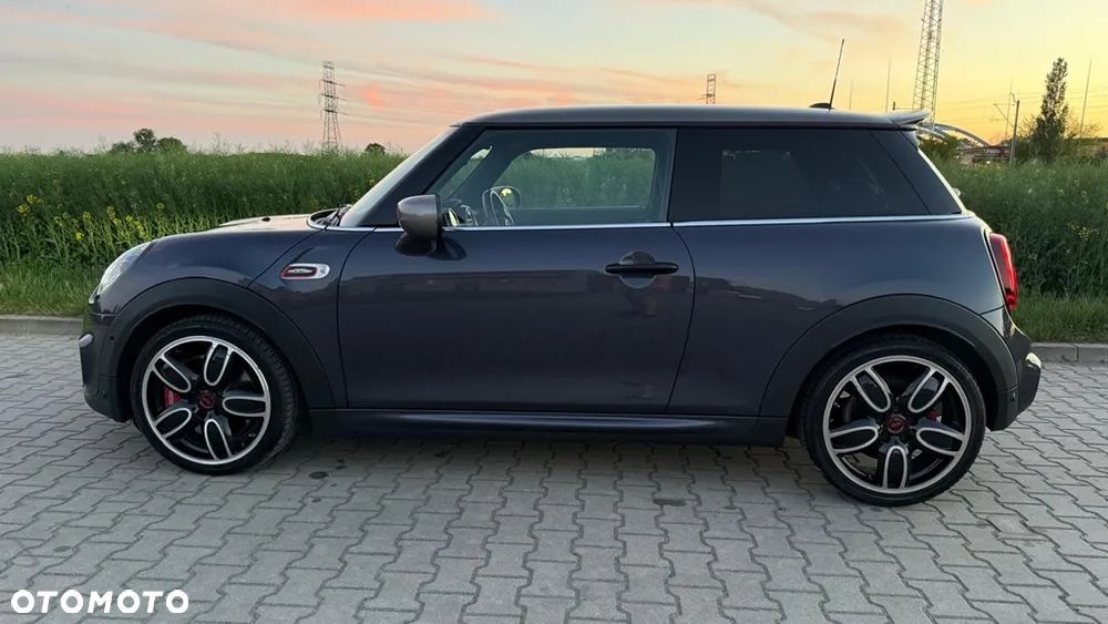MINI John Cooper Works - 3