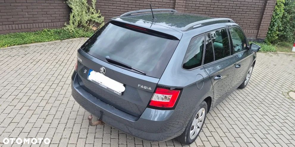 Skoda Fabia - 4