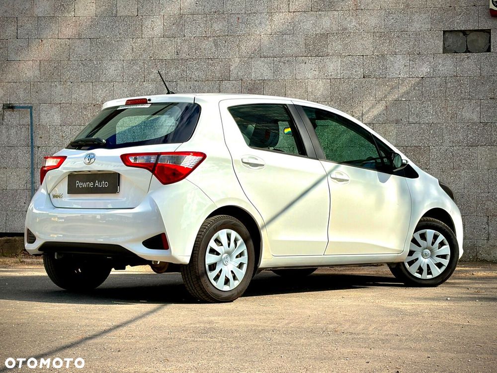 Toyota Yaris 1.0 Active EU6 - 12