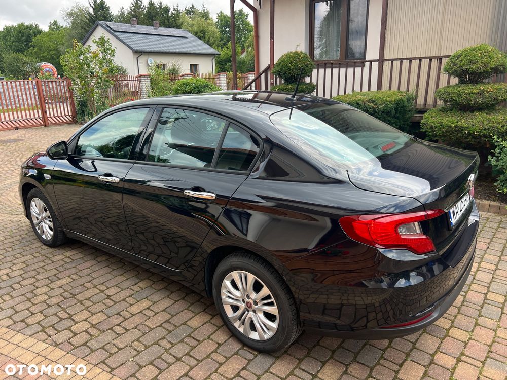 Fiat Tipo - 12