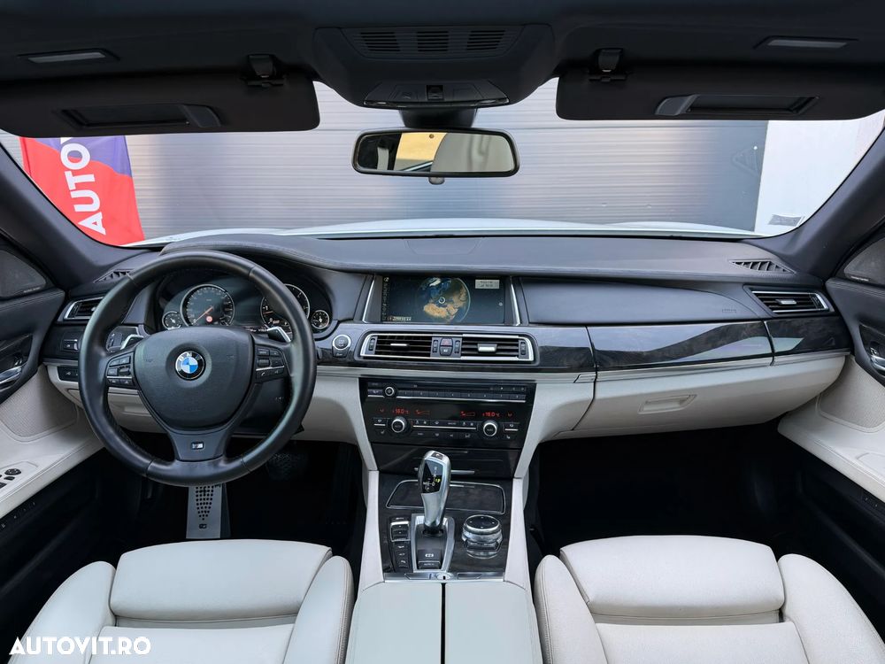 BMW Seria 7 730d xDrive Edition Exclusive - 3